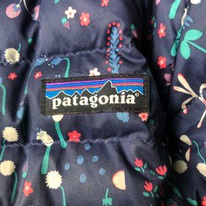 Patagonia - Girls’ Down Sweater Jacket Size 5T